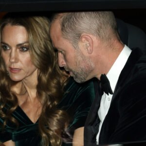 Kate Middleton Pulls A Usha Vance & Goes Ringless Amid William Divorce Rumors