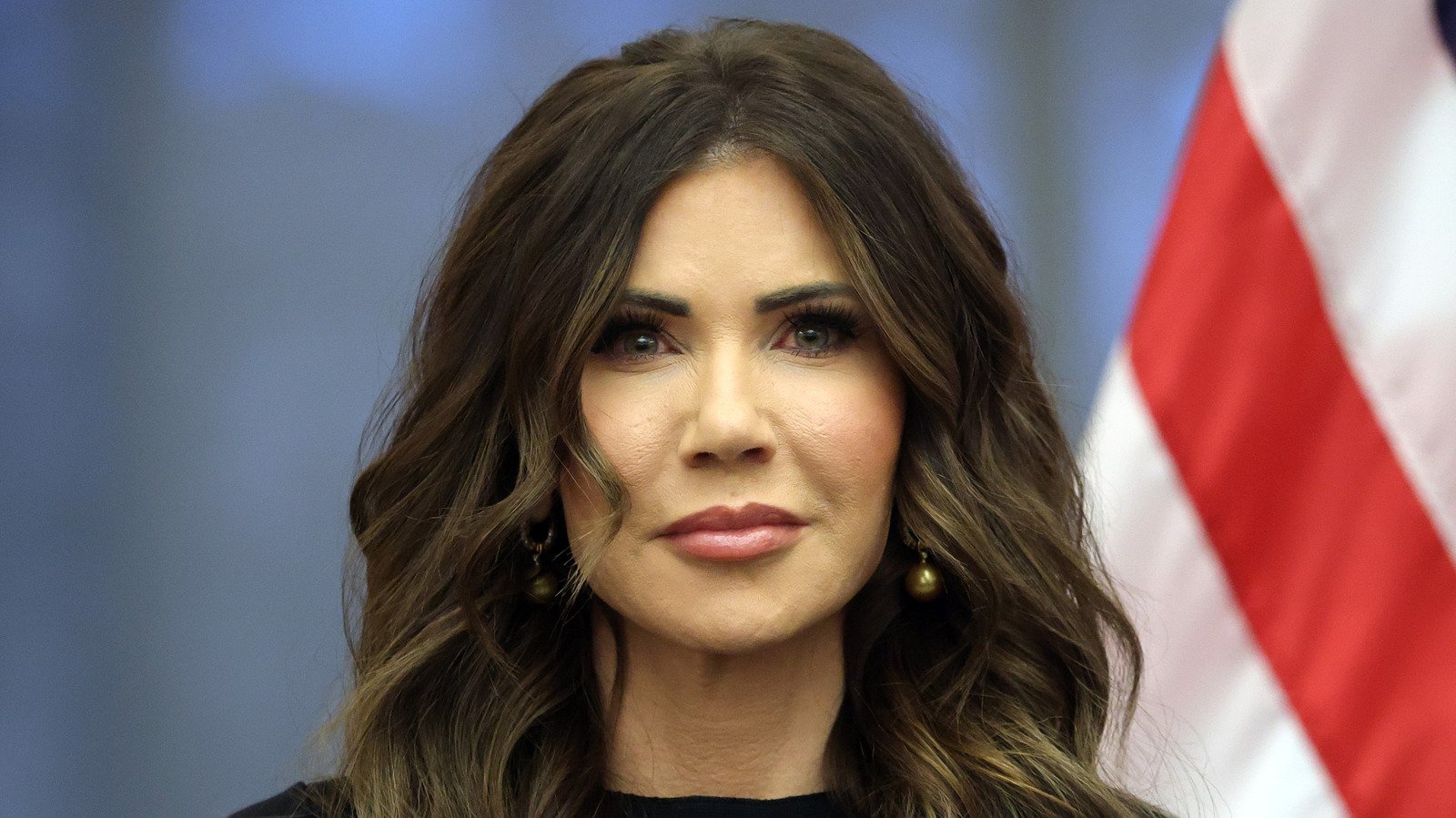 Political Figures Transformed by Mar-A-Lago Makeovers 7 political figures who were unrecognizable before their mar a lago face makeovers 5