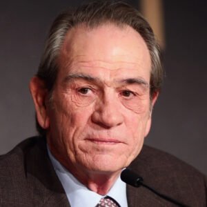 The Tragic Truth About Tommy Lee Jones' Life Is So Sad