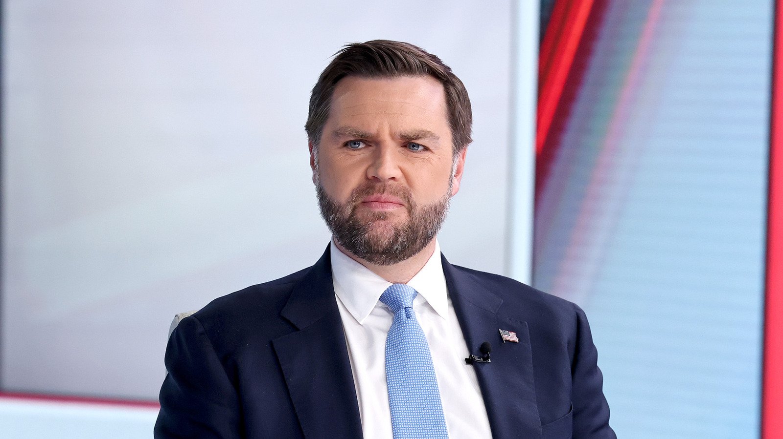 jd vance gets ripped for cutting off pregnant wife usha super obnoxious 2