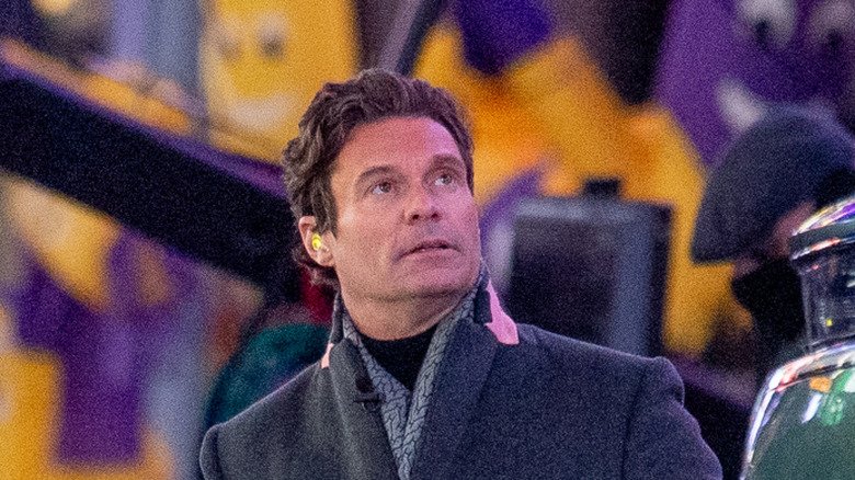 When Ryan Seacrest’s Face Became the Internet’s Favorite Mystery 129 Ryan Seacrest hosting New Year's Eve