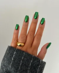 simple classy mirrored green st pattys day nails and designs