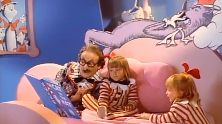 Zelda Williams' Transformation: A Stunning Sight 130 Robin Willliams with daughter Zelda in a scene from In Search of Dr. Seuss