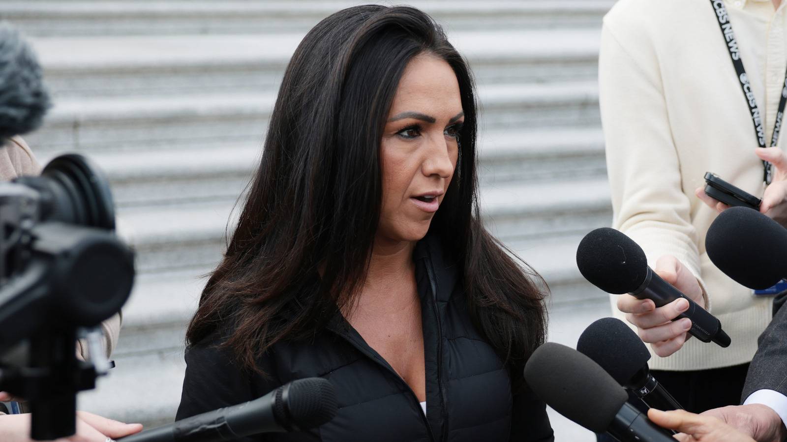 lauren boebert hints at money woes in navy dress tighter than her budget 1