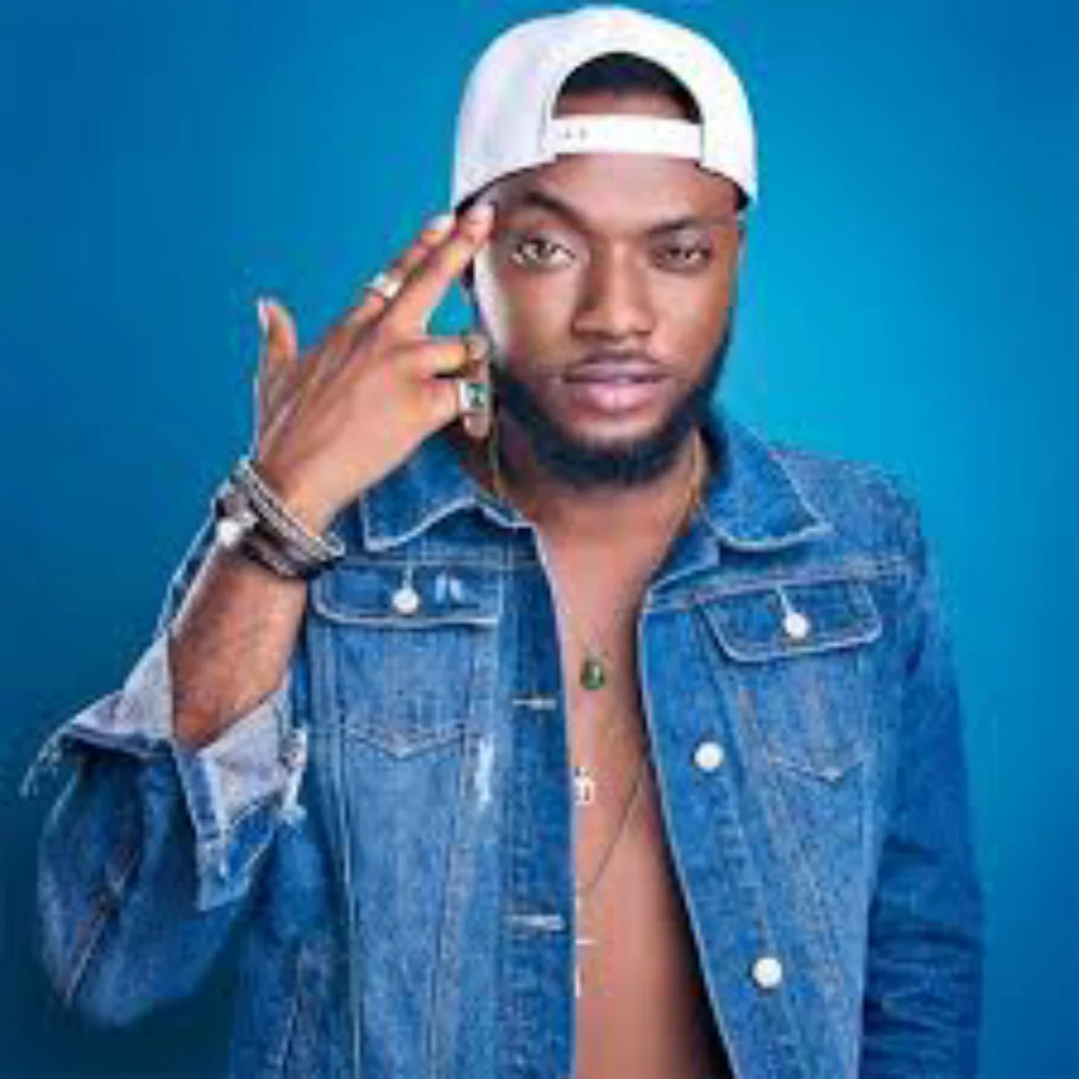 ‘They focus only on Davido’ – Dremo on why he left DMW