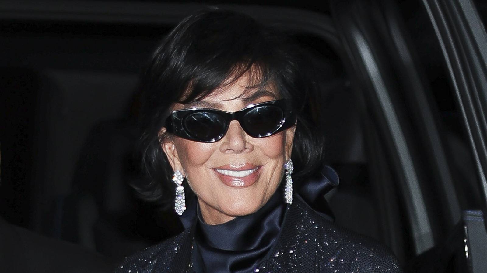 kris jenner is taking hairstyling risks in her 70s but theres a bid to bring this og look back 6