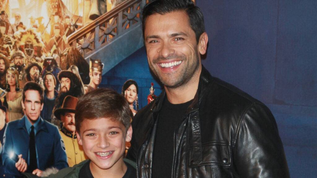 Joaquin Consuelos Looks So Much Like Mark Consuelos That Fans Keep Calling Them Twins 22 Side-By-Side Pics Of Mark Consuelos & His Youngest Son Will Have You Seeing Double