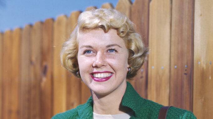 The Turbulent Love Life Behind Golden Age Icon Doris Day