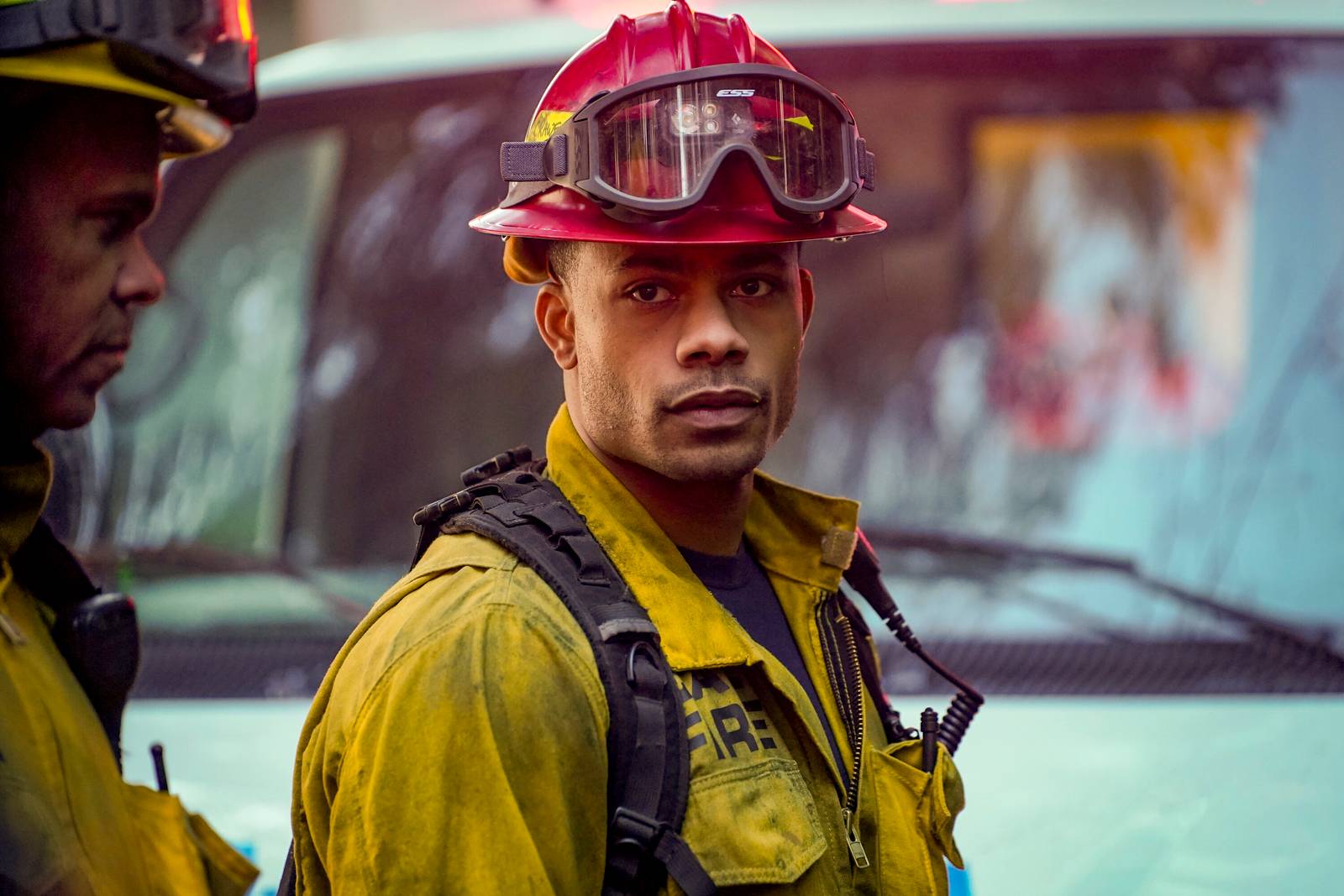which fire country stars are and arent returning for season 5 15