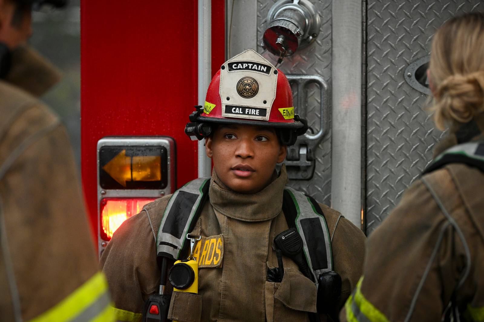 which fire country stars are and arent returning for season 5 17