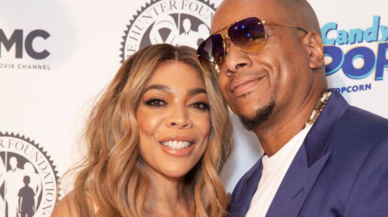 Celebs Who Called Out Their Cheating Exes In Public 140 Wendy Williams and Kevin Hunter attending a 2018 benefit gala