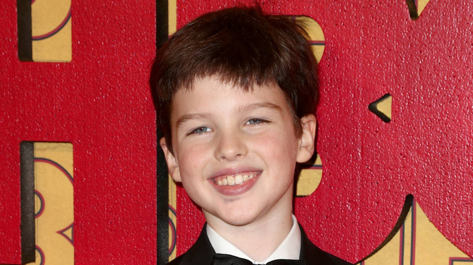 Iain Armitage’s Height Change Has Young Sheldon Fans Doing A Double Take 136 iain armitages height transformation has caught fans attention