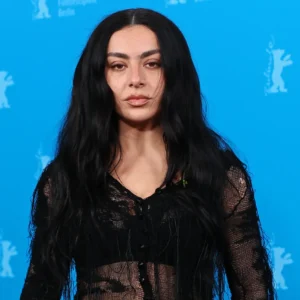 charli xcx syntk