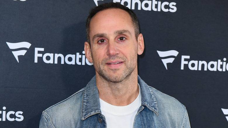 Taylor Swift Wedding Rumors Put Michael Rubin's White Party In An Awkward Spotlight 138 Michael Rubin posing in denim