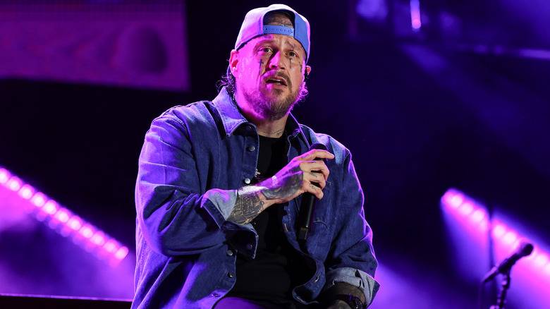 The Best Celebrity Divorce Glow-Ups Of 2026 That Had Everyone Talking 137 Jelly Roll performing on stage in 2026