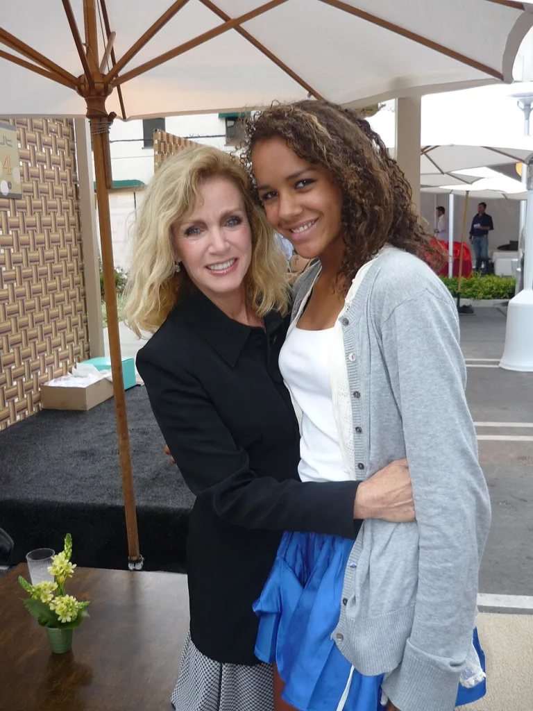 Donna Mills with her daughter Chloe at a public event