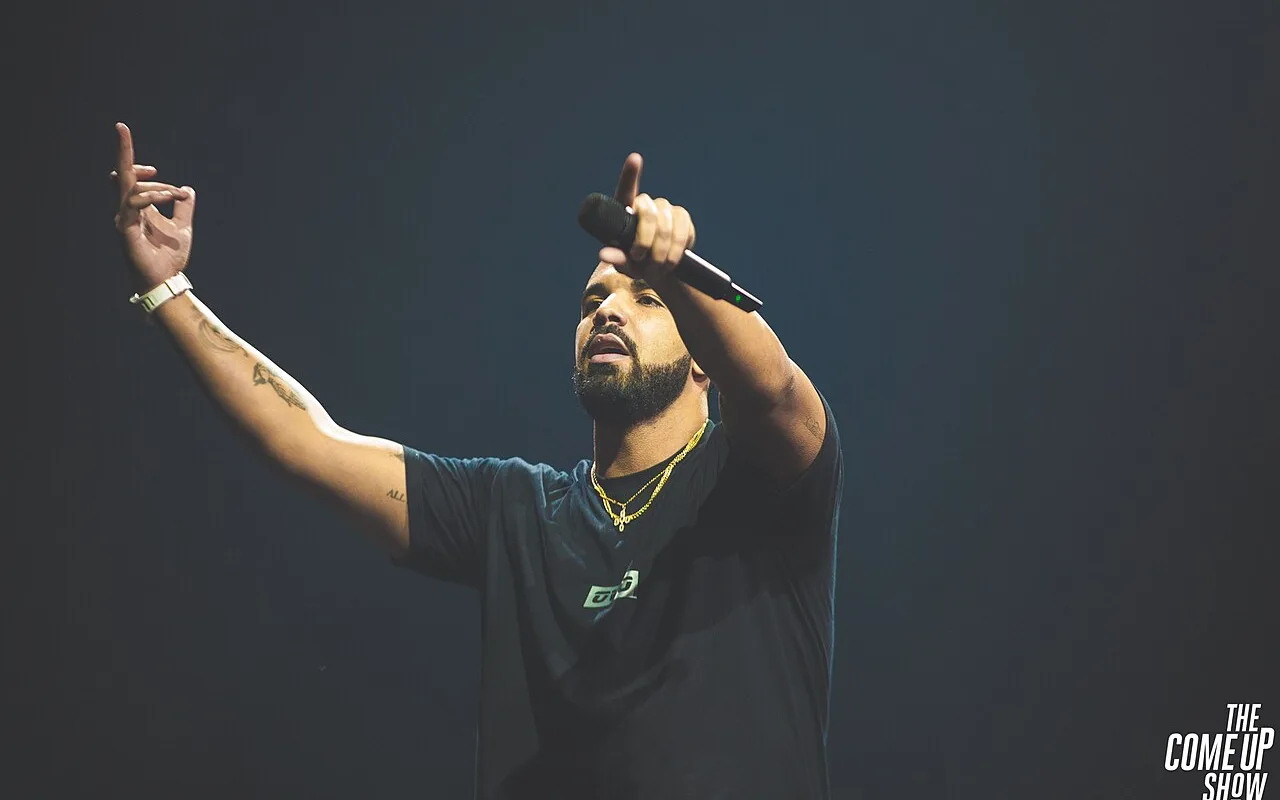 Drake performing on the Summer Sixteen Tour in Toronto