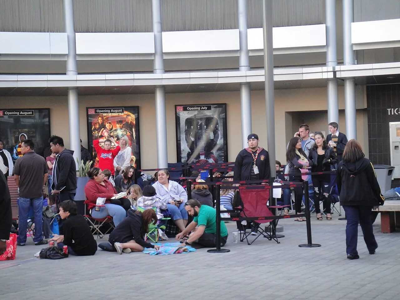 Fans gathered for a Harry Potter premiere, the franchise that made Jessie Cave famous