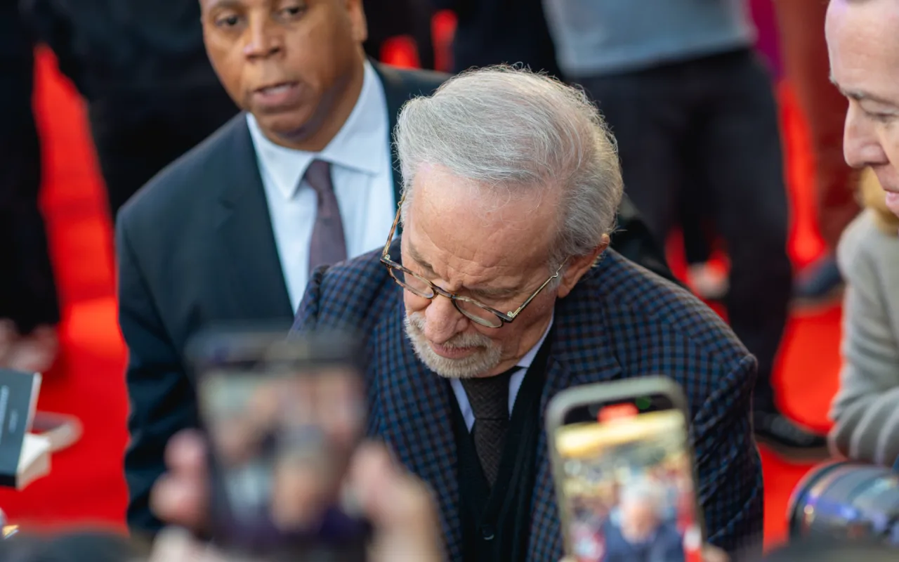 Steven Spielberg at the Hamnet gala premiere in London in 2025