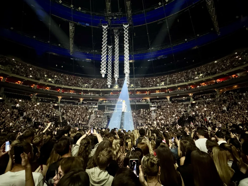Tate McRae performing at Prague O2 Arena in 2025