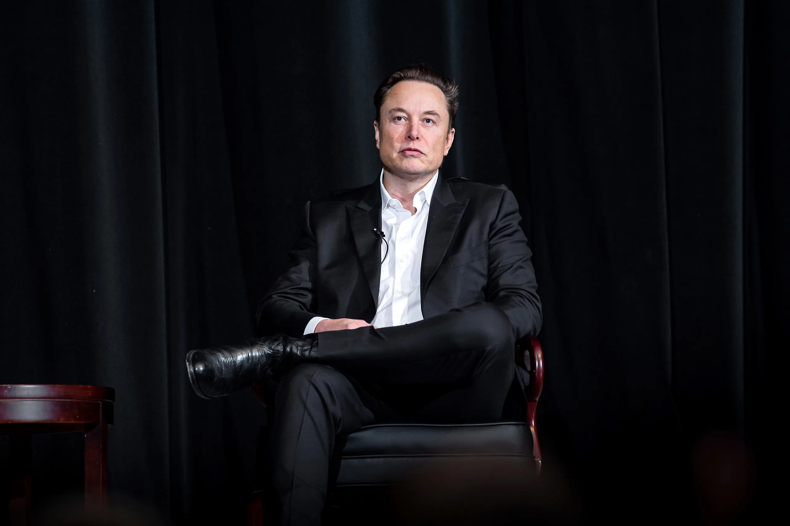 Open the featured image for Shivon Zilis Elon Musk Breakup: What She Said About the Sudden Split Elon Musk speaking at the U.S. Air Force Academy in Colorado in 2022