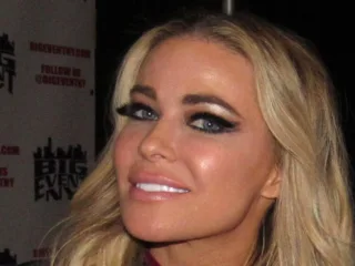 Carmen Electra at a public appearance in October 2018
