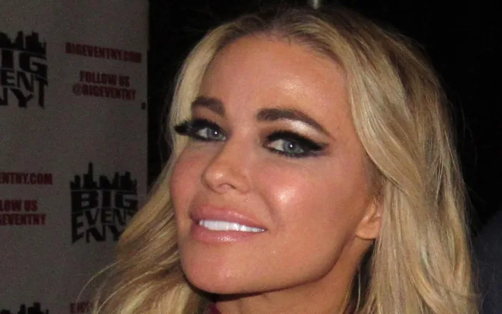 Carmen Electra at a public appearance in October 2018