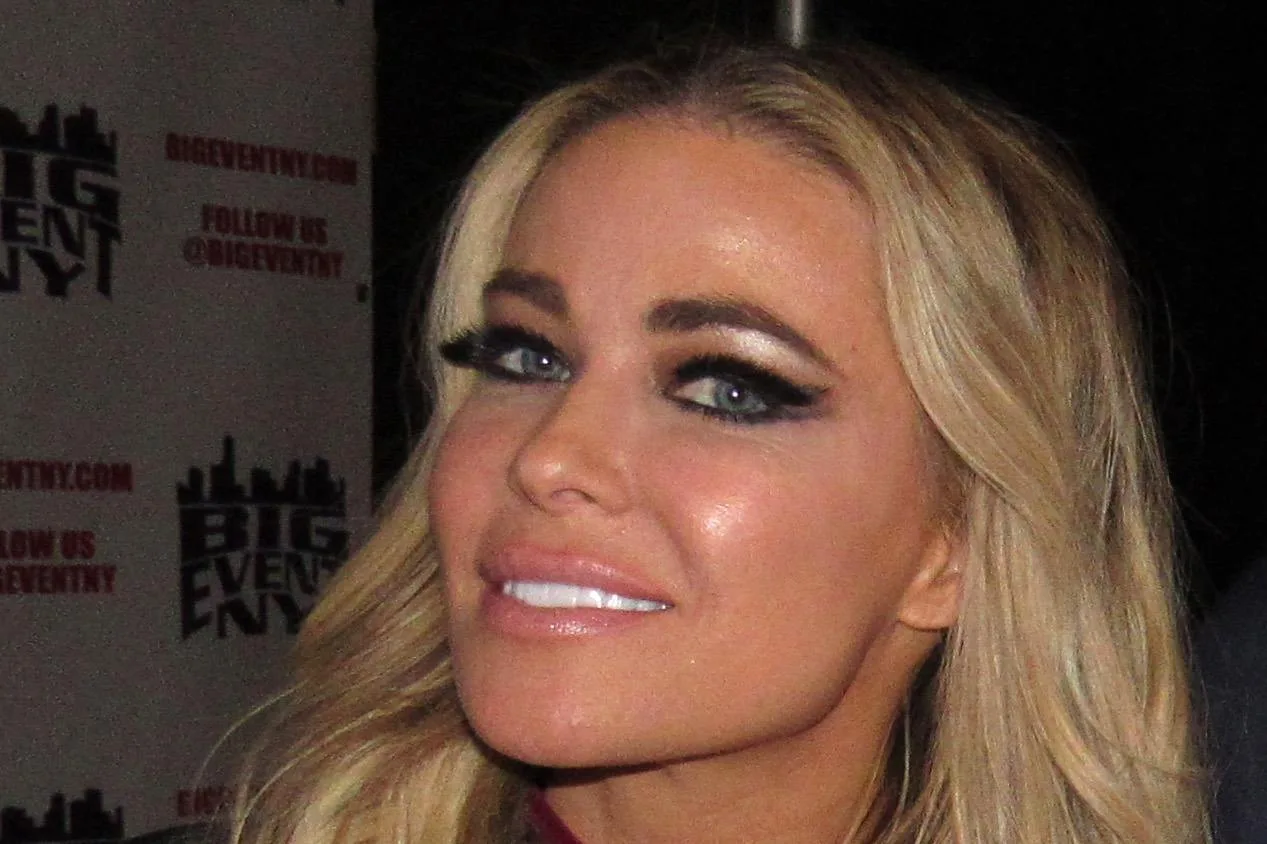 Carmen Electra at a public appearance in October 2018