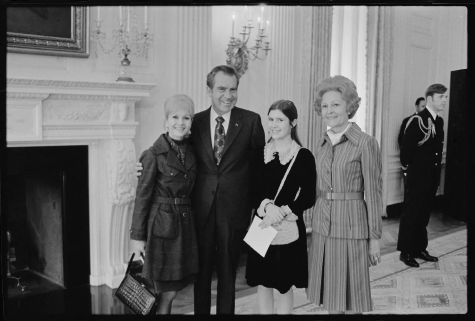 Debbie Reynolds and Carrie Fisher with Richard and Pat Nixon in an archival White House portrait