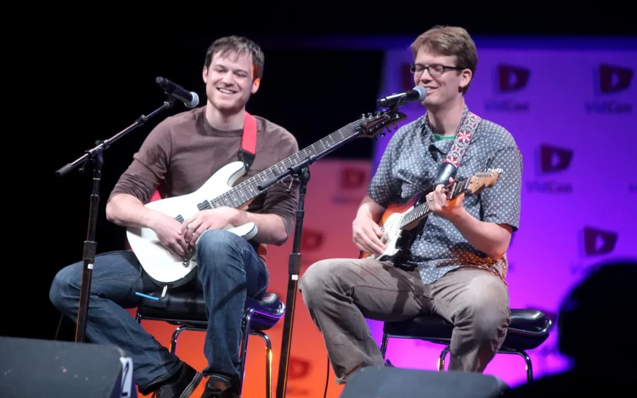 Hank Green, right, performing with Rob Scallon at VidCon in 2014