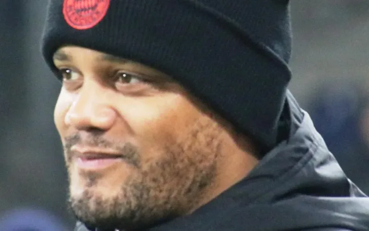 Vincent Kompany wearing a Bayern Munich winter hat in January 2025