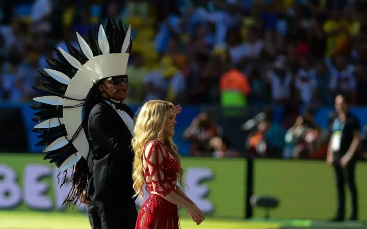 Shakira and Carlinhos Brown at the 2014 World Cup closing show